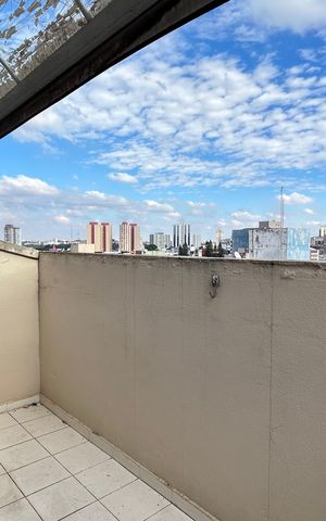 Casa à venda com 150m², 3 quartos e 3 vagas Casa à venda com 150m², 3 quartos e 3 vagasSacada