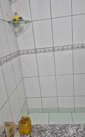 Studio para alugar com 35m², 1 quarto e sem vaga Studio para alugar com 35m², 1 quarto e sem vagaBanheiro