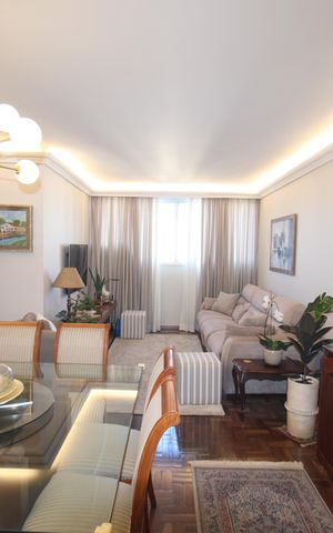 Apartamento à venda com 125m², 3 quartos e 2 vagasSala