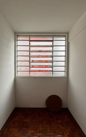 Apartamento à venda com 212m², 3 quartos e 1 vaga Apartamento à venda com 212m², 3 quartos e 1 vagaÁrea de Serviço - Despensa