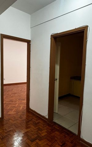 Apartamento à venda com 212m², 3 quartos e 1 vaga Apartamento à venda com 212m², 3 quartos e 1 vagaEscritorio - AntiSala