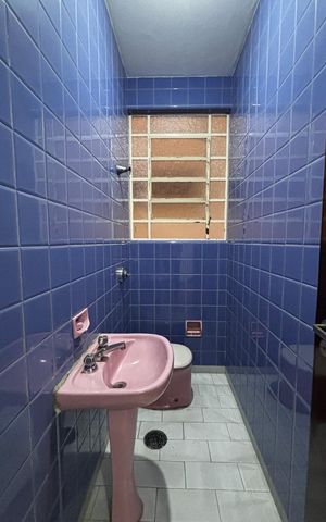 Apartamento à venda com 212m², 3 quartos e 1 vaga Apartamento à venda com 212m², 3 quartos e 1 vagaLavabo
