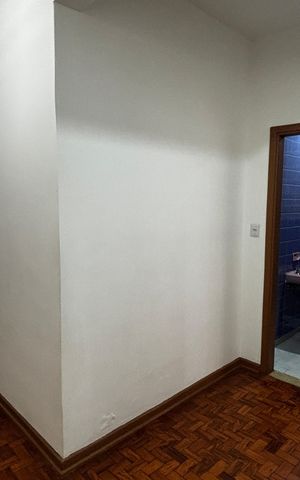 Apartamento à venda com 212m², 3 quartos e 1 vaga Apartamento à venda com 212m², 3 quartos e 1 vagaEscritorio - AntiSala
