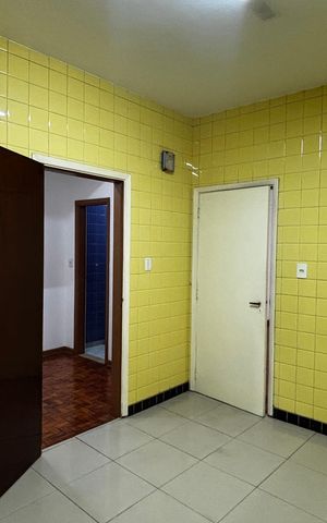 Apartamento à venda com 212m², 3 quartos e 1 vaga Apartamento à venda com 212m², 3 quartos e 1 vagaCozinha