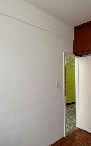 Apartamento à venda com 212m², 3 quartos e 1 vaga Apartamento à venda com 212m², 3 quartos e 1 vagaÁrea de Serviço - Despensa