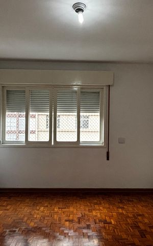 Apartamento à venda com 212m², 3 quartos e 1 vaga Apartamento à venda com 212m², 3 quartos e 1 vagaQuarto 3