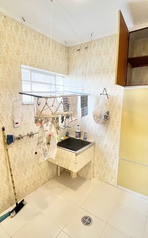 Casa para alugar com 250m², 3 quartos e 5 vagas Casa para alugar com 250m², 3 quartos e 5 vagasÁrea de Serviço