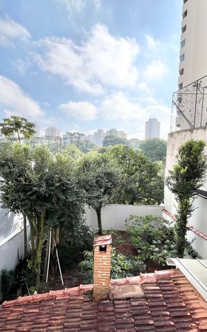 Casa para alugar com 250m², 3 quartos e 5 vagas Casa para alugar com 250m², 3 quartos e 5 vagasQuarto 2 Vista