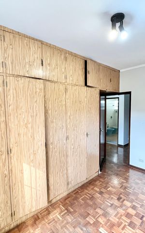 Casa para alugar com 250m², 3 quartos e 5 vagas Casa para alugar com 250m², 3 quartos e 5 vagasQuarto 2