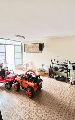 Casa para alugar com 250m², 3 quartos e 5 vagas Casa para alugar com 250m², 3 quartos e 5 vagasSalão de Festas