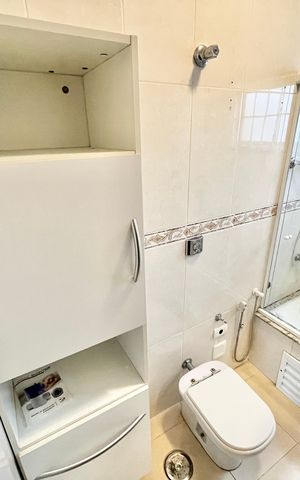 Casa para alugar com 250m², 3 quartos e 5 vagas Casa para alugar com 250m², 3 quartos e 5 vagasBanheiro da Suíte 3