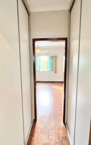 Casa para alugar com 250m², 3 quartos e 5 vagas Casa para alugar com 250m², 3 quartos e 5 vagasCloset da suíte 3