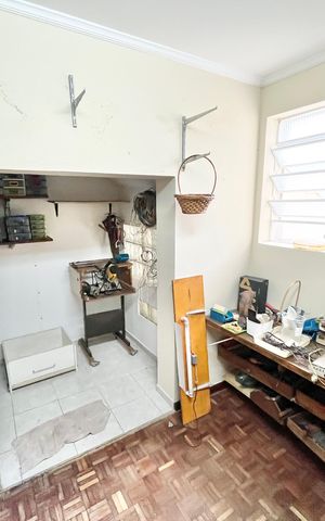 Casa para alugar com 250m², 3 quartos e 5 vagas Casa para alugar com 250m², 3 quartos e 5 vagasQuarto de Ferramentas