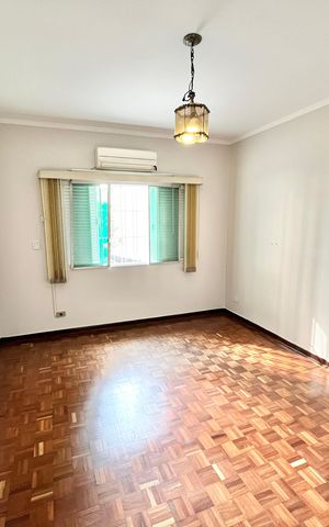 Casa para alugar com 250m², 3 quartos e 5 vagas Casa para alugar com 250m², 3 quartos e 5 vagasQuarto 3 - Suíte