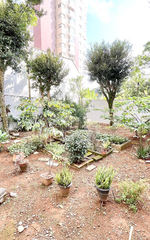 Casa para alugar com 250m², 3 quartos e 5 vagas Casa para alugar com 250m², 3 quartos e 5 vagasQuintal