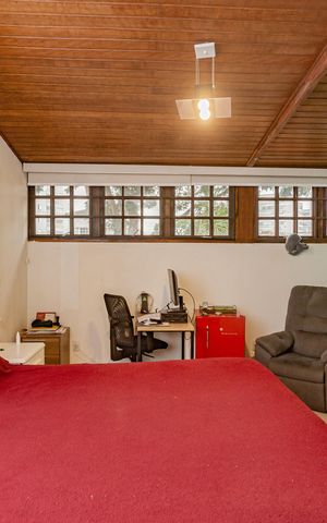 Casa para alugar com 340m², 6 quartos e 2 vagas Casa para alugar com 340m², 6 quartos e 2 vagasQuarto 4