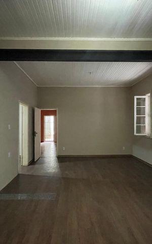 Casa à venda com 174m², 3 quartos e sem vaga
