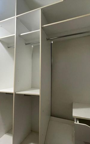 Casa à venda com 174m², 3 quartos e sem vaga