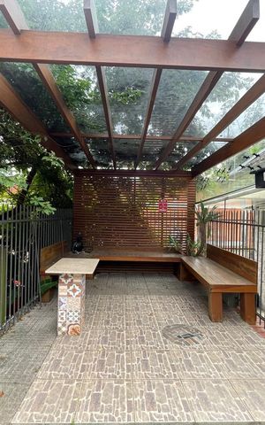 Casa à venda com 174m², 3 quartos e sem vaga