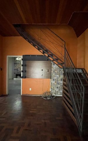 Casa à venda com 174m², 3 quartos e sem vaga