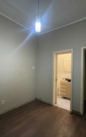 Casa à venda com 174m², 3 quartos e sem vaga