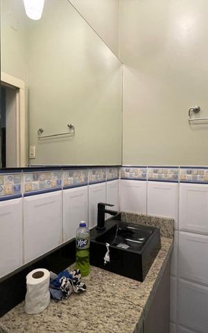 Casa à venda com 174m², 3 quartos e sem vaga