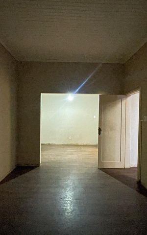 Casa à venda com 174m², 3 quartos e sem vaga