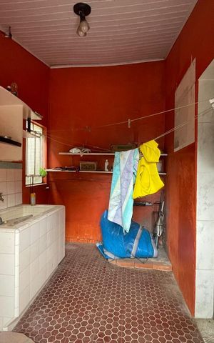Casa à venda com 174m², 3 quartos e sem vaga