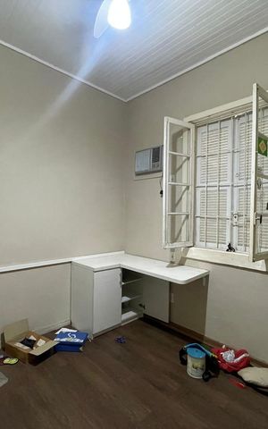 Casa à venda com 174m², 3 quartos e sem vaga