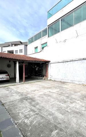 Casa à venda com 791m², 5 quartos e 5 vagas