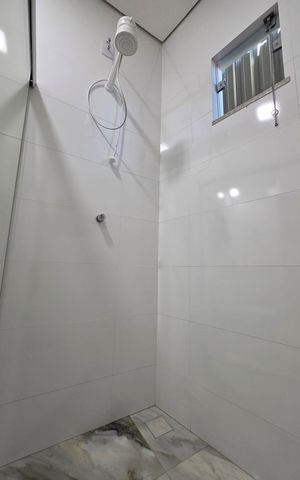 Casa à venda com 240m², 7 quartos e 6 vagas