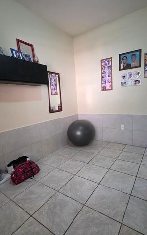 Casa à venda com 240m², 7 quartos e 6 vagas