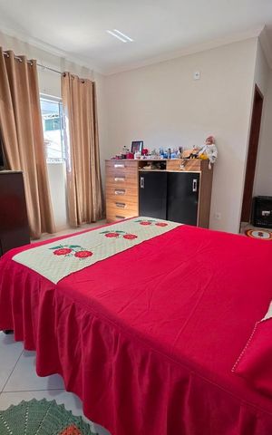 Casa à venda com 240m², 7 quartos e 6 vagas