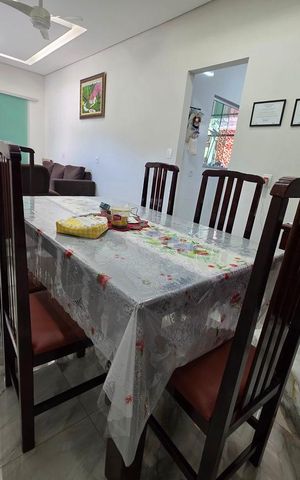 Casa à venda com 240m², 7 quartos e 6 vagas