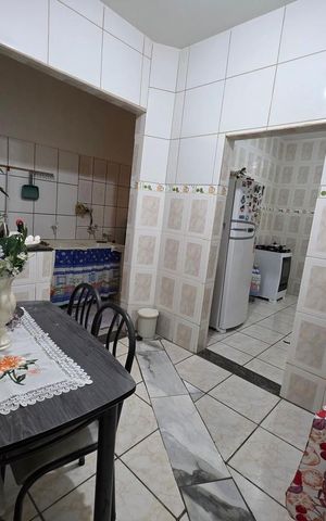 Casa à venda com 240m², 7 quartos e 6 vagas