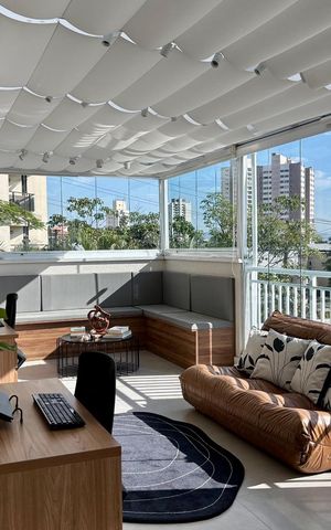 Apartamento à venda com 165m², 3 quartos e 2 vagas Apartamento à venda com 165m², 3 quartos e 2 vagasÁrea externa