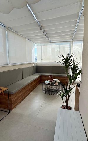 Apartamento à venda com 165m², 3 quartos e 2 vagas Apartamento à venda com 165m², 3 quartos e 2 vagasÁrea externa