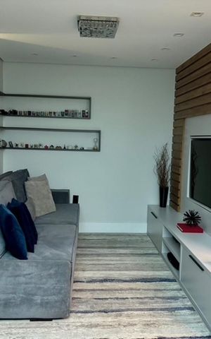 Apartamento à venda com 165m², 3 quartos e 2 vagas Apartamento à venda com 165m², 3 quartos e 2 vagasSala