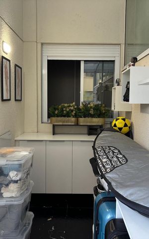 Apartamento à venda com 165m², 3 quartos e 2 vagas Apartamento à venda com 165m², 3 quartos e 2 vagasDéposito