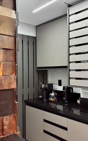 Apartamento à venda com 165m², 3 quartos e 2 vagas Apartamento à venda com 165m², 3 quartos e 2 vagasCozinha