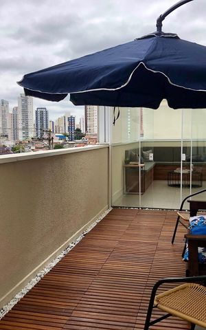 Apartamento à venda com 165m², 3 quartos e 2 vagas Apartamento à venda com 165m², 3 quartos e 2 vagasVaranda