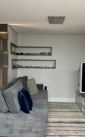 Apartamento à venda com 165m², 3 quartos e 2 vagas Apartamento à venda com 165m², 3 quartos e 2 vagasSala