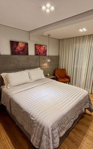 Apartamento à venda com 165m², 3 quartos e 2 vagas Apartamento à venda com 165m², 3 quartos e 2 vagasSuíte Máster