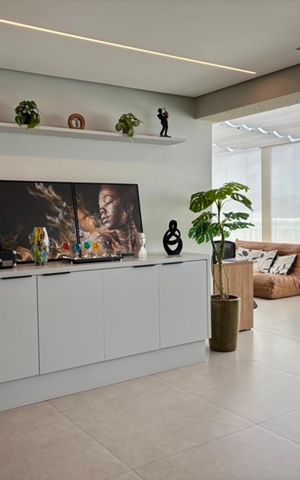 Apartamento à venda com 165m², 3 quartos e 2 vagas Apartamento à venda com 165m², 3 quartos e 2 vagasVaranda Gourmet