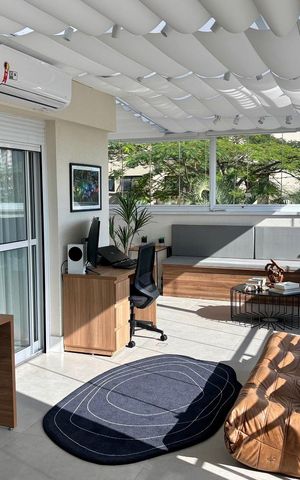 Apartamento à venda com 165m², 3 quartos e 2 vagas Apartamento à venda com 165m², 3 quartos e 2 vagasÁrea externa