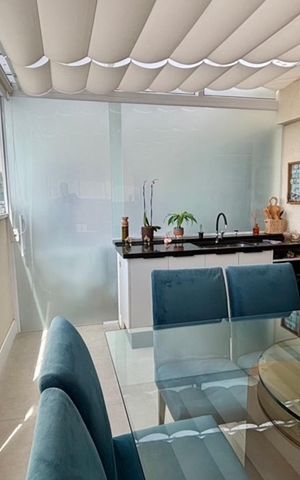 Apartamento à venda com 165m², 3 quartos e 2 vagas Apartamento à venda com 165m², 3 quartos e 2 vagasVaranda Gourmet