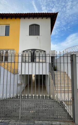 Casa à venda com 181m², 5 quartos e 3 vagas Casa à venda com 181m², 5 quartos e 3 vagasPlaquinha MZYE-547