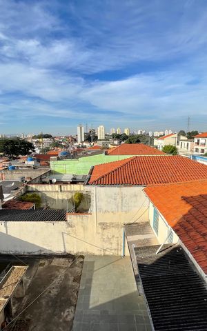 Casa à venda com 181m², 5 quartos e 3 vagas Casa à venda com 181m², 5 quartos e 3 vagasQuarto 2