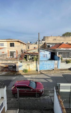 Casa à venda com 181m², 5 quartos e 3 vagas Casa à venda com 181m², 5 quartos e 3 vagasQuarto 1