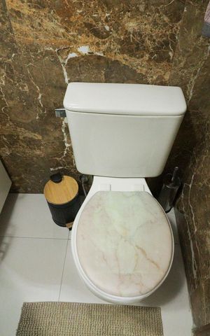 Apartamento para alugar com 72m², 2 quartos e 2 vagas Apartamento para alugar com 72m², 2 quartos e 2 vagasBanheiro da Suíte